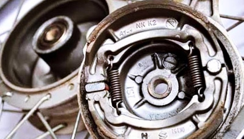 Cara Merawat Kampas Rem Motor