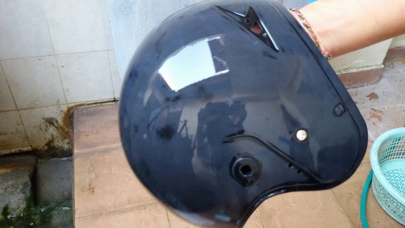 Cara amplas helm sebelum mengecat