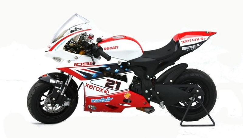 Motor mini model Ducati