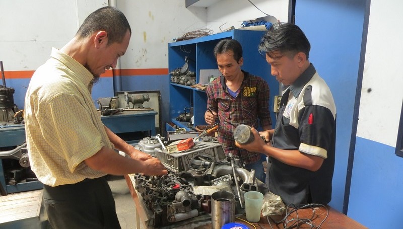 7 Rekomendasi Kursus Mekanik Motor untuk Kamu! VEDC Malang
