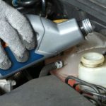 Fungsi Minyak Rem Motor: Cara Kerja, Jenis DOT, dan Waktu Ganti - Tuwaga