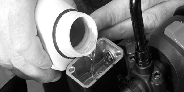 Penggantian minyak rem