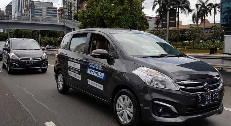 8 Rekomendasi Mobil Diesel Murah, Mesin Bandel dan Kuat Ertiga diesel hybrid, mobil diesel murah