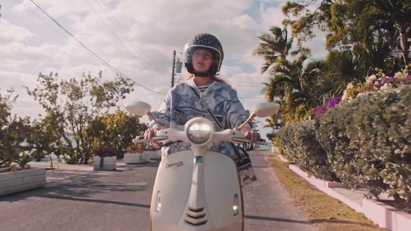 Vespa 946 Christian Dior Seharga Mobil, Hypebeast! spesifikasi vespa 946 christian dior 001