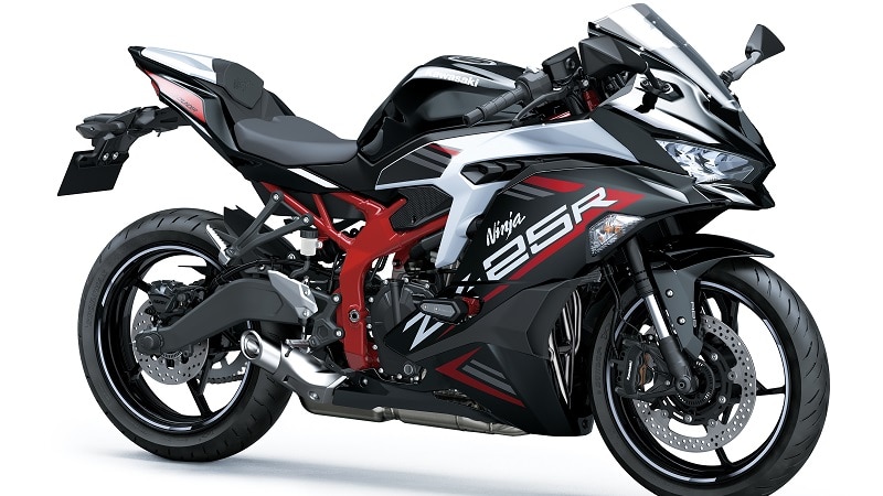 Kawasaki Ninja ZX-25R Special Edition Vs Standard