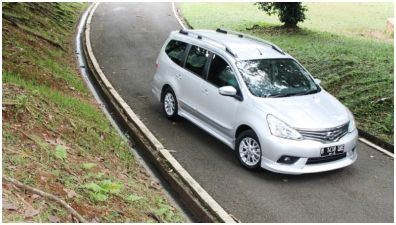 tips beli nissan grand livina bekas