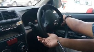Setir Mobil Bunyi Krek Saat Belok, Jangan Disepelekan!