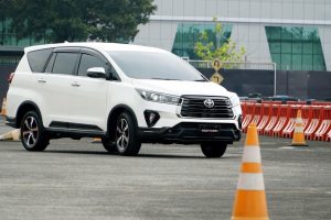 Toyota Kijang Innova Hybrid  Meluncur Tahun Depan