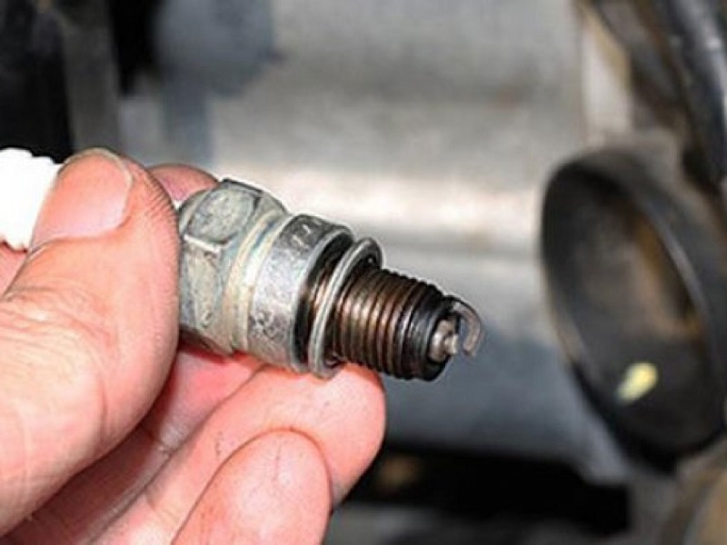 7 Penyebab Motor Brebet dan Cara Mengatasinya, Panduan Lengkap 2025 Penyebab motor ngeden