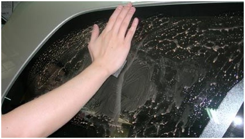 cara menghilangkan jamur kaca mobil