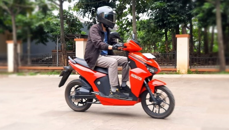 Punya 3 mode berkendara, ECO, Urban, dan Sport