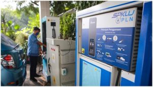 2.490 Unit SPKLU PLN Disiapkan Saat Nataru 2024, Pengguna Mobil Listrik Aman!