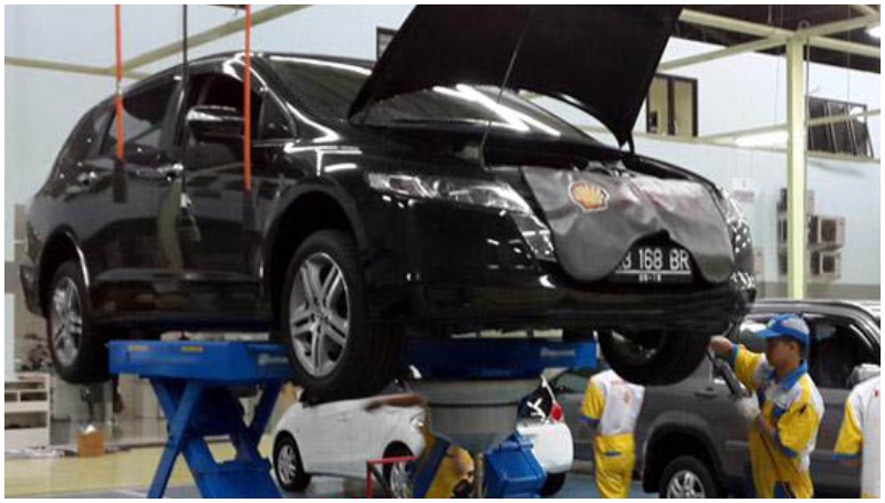 6 Alasan Mobil Lebih Baik Servis di Bengkel Resmi Bengkel resmi Honda