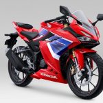 Harga Honda CBR150R Tricolor, Bukan yang Termahal - Tuwaga