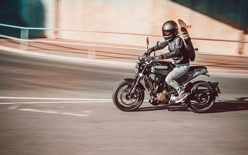 husqvarna svartpilen 125