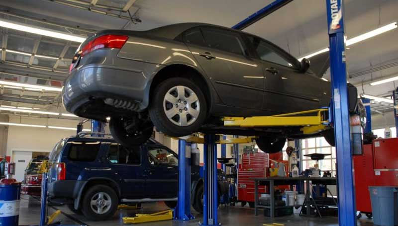 4 Penyebab Mesin Mobil Bergetar Saat Start Awal mesin bergetar sejak awal