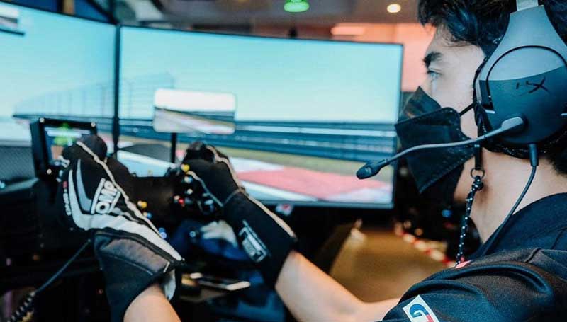 Racing Simulator bisa jadi jembatan untuk pembalap baru