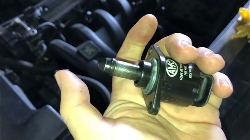 5 Penyebab RPM Naik Turun di Mobil dan Solusinya penyebab rpm naik turun