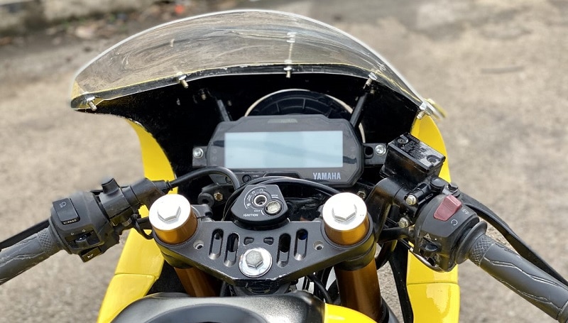 yamaha r15 modifikasi cafe racer