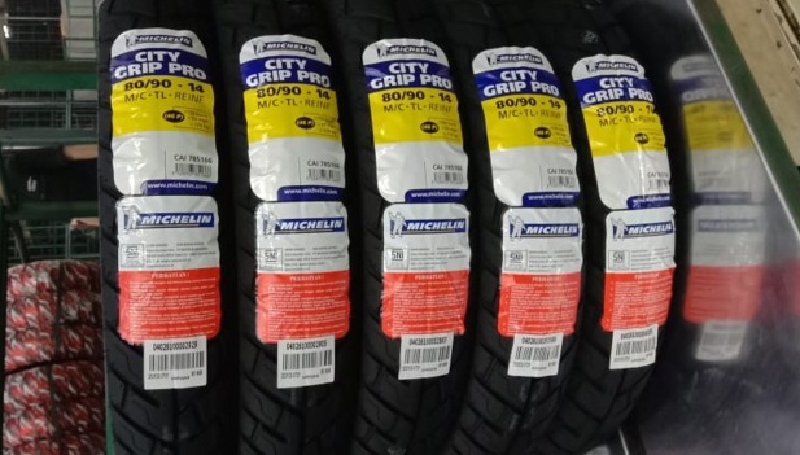 Ban motor balap dan harian michelin