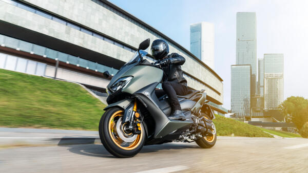 Yamaha TMax 560 Terbaru