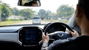 First Drive Wuling Almaz RS Buktikan Kecanggihan WISE