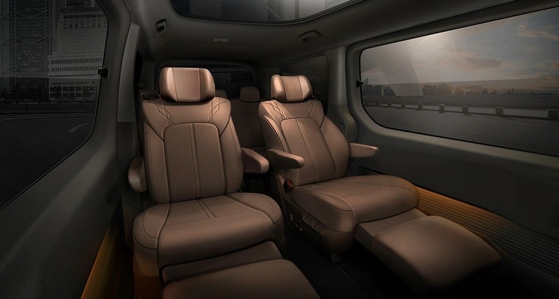 varian hyundai staria signature 7 vs 9