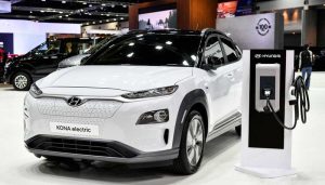 Cara Merawat Mobil Listrik, Jangan Asal!