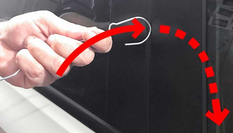 Cara membuka mobil yang terkunci dari dalam