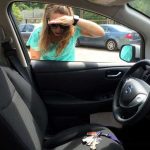 3 Cara Membuka Mobil yang Terkunci dari Dalam