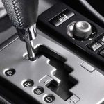 Kenali Penyebab Mobil Matik Nyentak dan Solusinya - Tuwaga