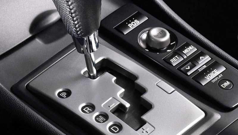 Penyebab Mobil Matik Nyentak