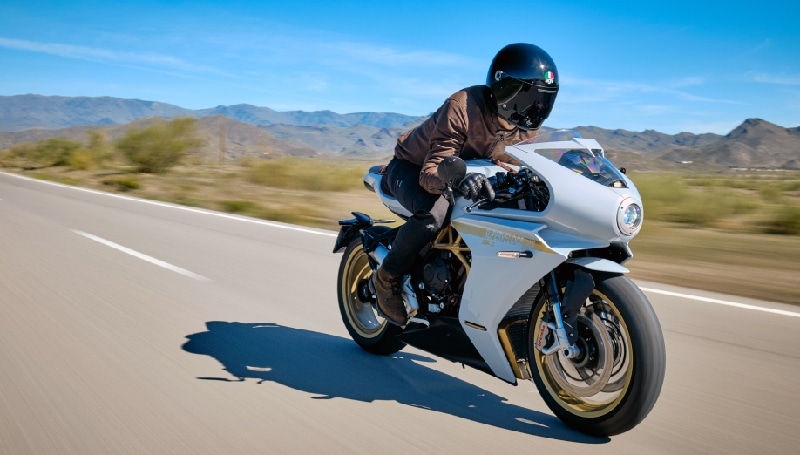 MV Agusta Superveloce 2021, Indah dan Canggih MV Agusta Superveloce 2021