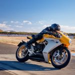 MV Agusta Superveloce 2021, Indah dan Canggih - Tuwaga