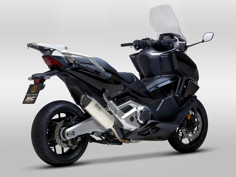 honda forza 750 raih red dot award 2021