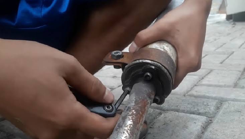 cara memasang glasswool pada knalpot 2 tak