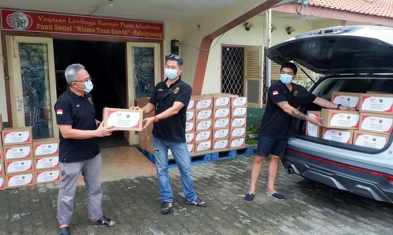 Komunitas Wuling Almaz Peduli Sesama, Donasi Sembako Komunitas Wuling Almaz
