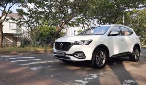 Mencoba SUV MG HS i-Smart, Sepintar Apa?