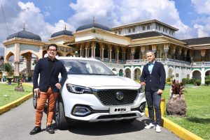 MG HS i-SMART Pamer Teknologi ke Warga Medan