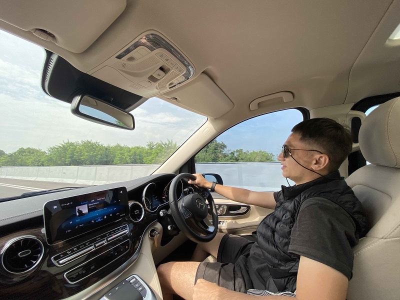 Mercedes-Benz V-Class