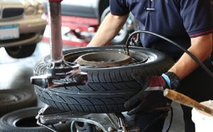 Biaya Ganti Ban Mobil, Semahal Apa?