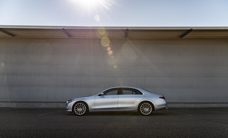 Penjualan Mercedes-Benz 2021