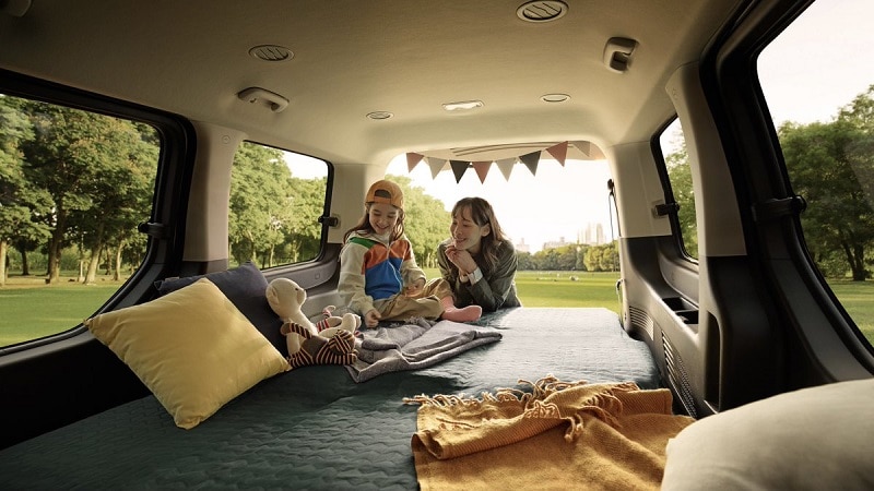 kelebihan hyundai staria - interior lapang