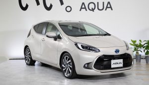 5 Kelebihan Toyota Aqua 2021, Hatchback Hybrid Modern!