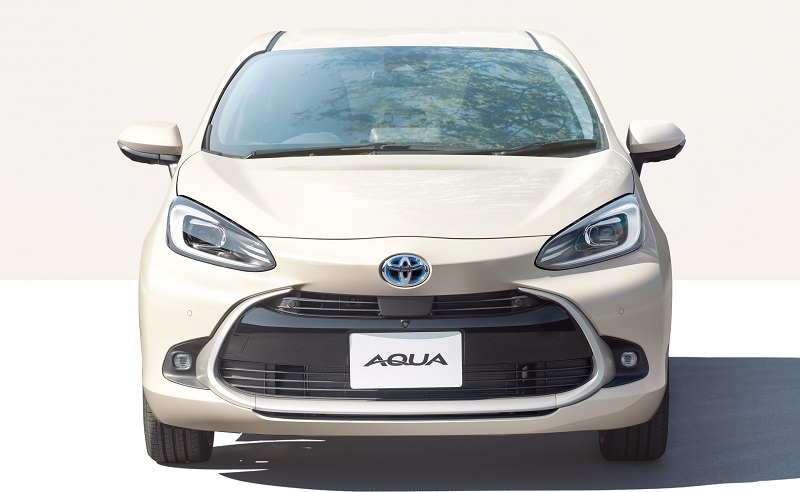 kelebihan toyota aqua 2021 003 - tampak depan