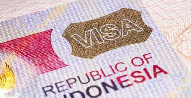 Bolehkah Bule Beli Motor di Indonesia?, Ini Penjelasannya bule beli motor