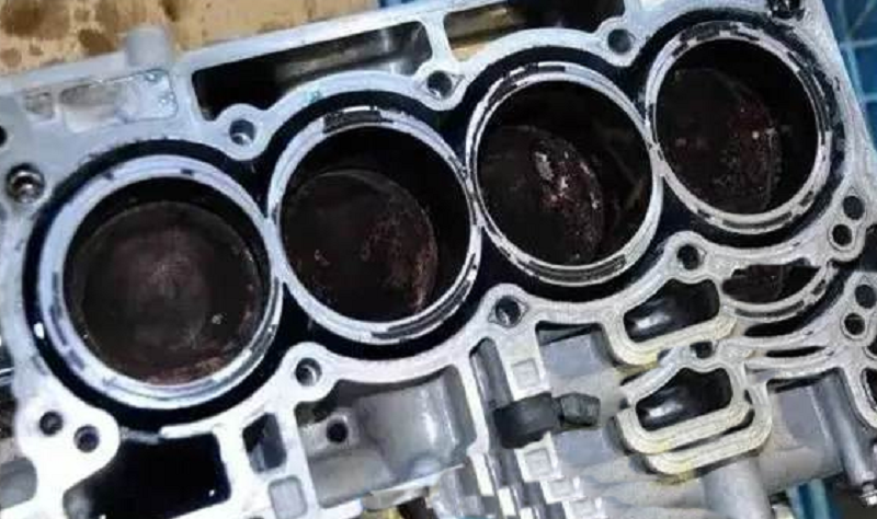 Untuk memulihkan tenaga mesin, satu-satunya jalan adalah melakukan  servis atau pembersihan ruang bakar lebih sering.