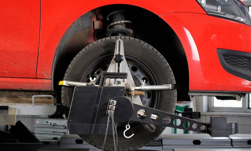 beda spooring dan balancing