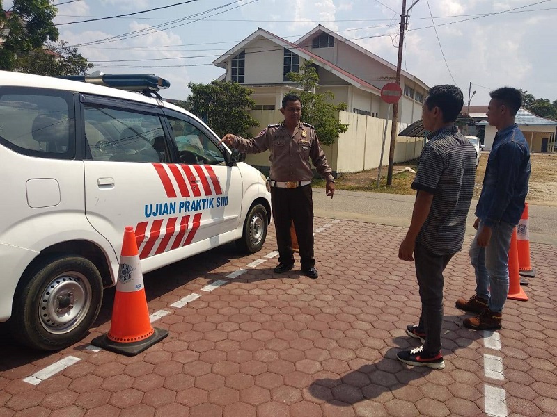 Cara Lulus Ujian Praktek Sim A