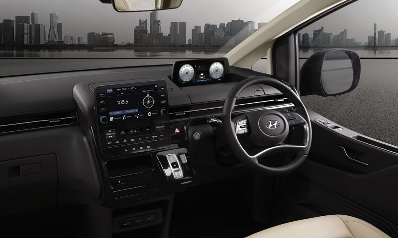 interior hyundai staria